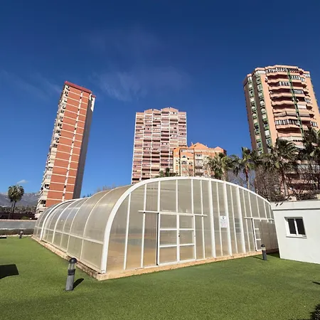 5 Estrellas 2b Con Piscinas Jardines Pistas De Pádel Parque Infantil Etc Benidorm