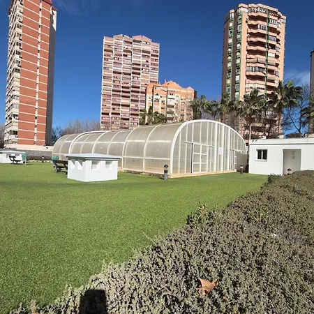 Apartamento 5 Estrellas 2b Con Piscinas Jardines Pistas De Pádel Parque Infantil Etc Benidorm