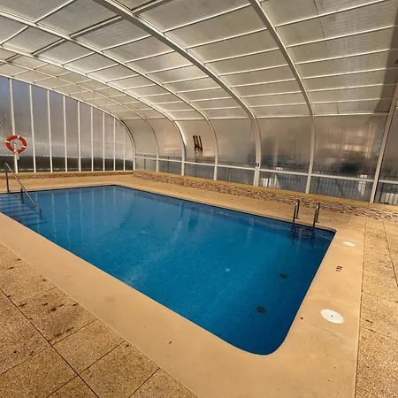 Apartamento 5 Estrellas 2b Con Piscinas Jardines Pistas De Pádel Parque Infantil Etc Benidorm