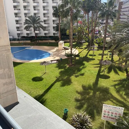 5 Estrellas 2b Con Piscinas Jardines Pistas De Pádel Parque Infantil Etc * Benidorm