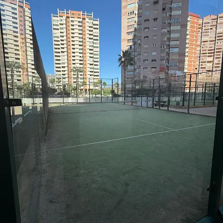 5 Estrellas 2b Con Piscinas Jardines Pistas De Pádel Parque Infantil Etc Benidorm