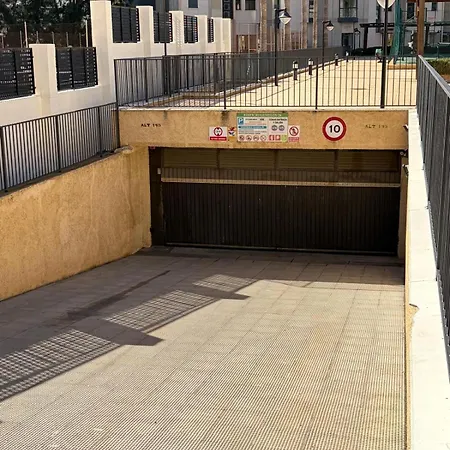 5 Estrellas 2b Con Piscinas Jardines Pistas De Pádel Parque Infantil Etc Apartamento Benidorm